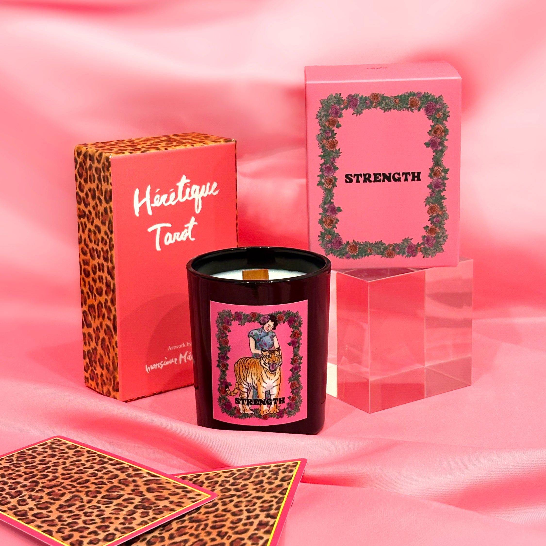 【数量限定】タロットキャンドル【STRENGTH】